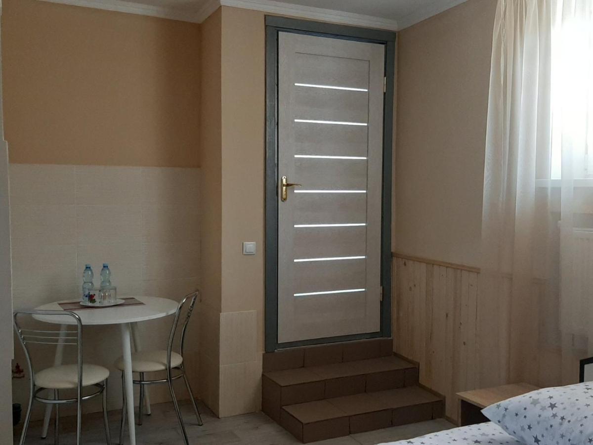 Hotel 7/24 Browary Zewnętrze zdjęcie